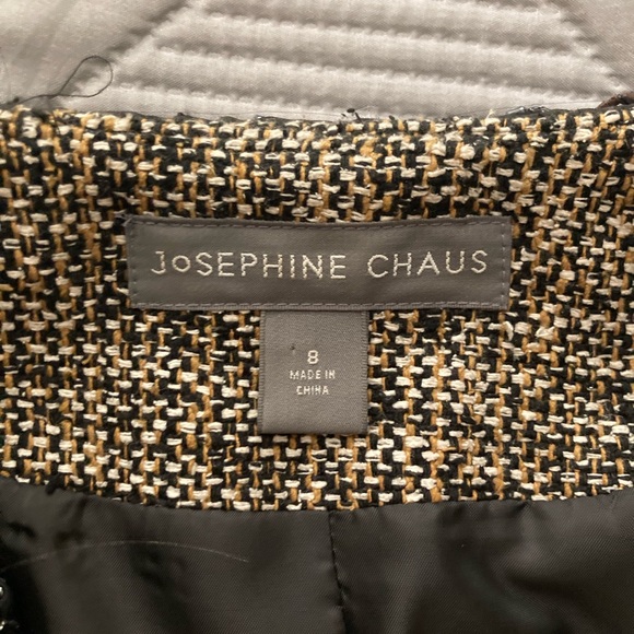 Josephine Chaus women’s suit size 8 jacket and skirt embroidered. - Picture 2 of 3